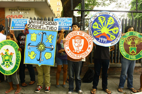 Mga kabataan nanawagan: Itigil taas-matrikula – Pinoy Weekly