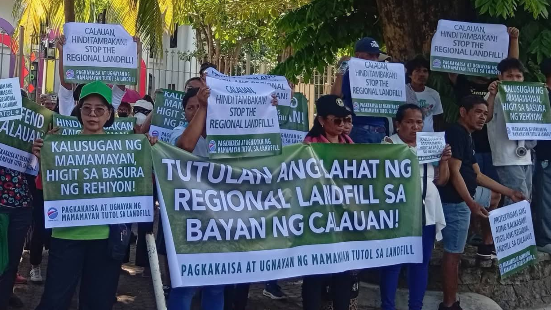 Nagwelga ang Pagkakaisa at Ugnayan ng Mamamayan Tutol sa Landfill (Pumatol) kasama ang mga apektadong residente ng Baranggay Imok, Calauan, Laguna upang tuligsain ang pagtitirik ng landfill sa kanilang lugar. Larawan mula sa Pumatol